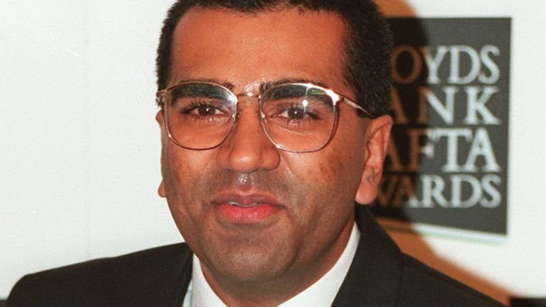 Martin Bashir with the BAFTA award he won for best talk show after Panorama interview with Diana