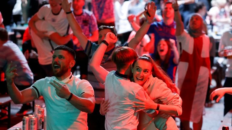 England fans are hoping for a similar performance on Saturday as England advance to the quarter-finals