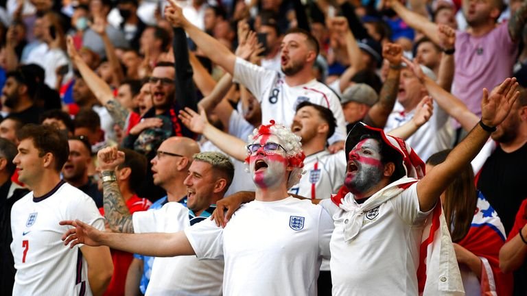 The English supporters created an electric atmosphere inside the stadium.  Photo: AP