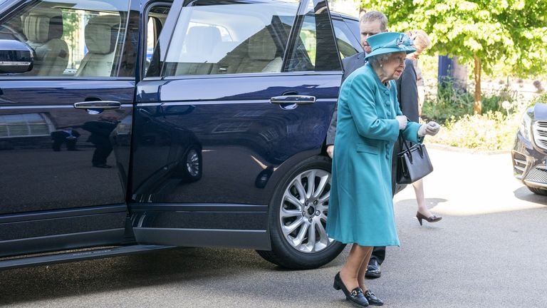 Queen Elizabeth II arrives in hybrid-electric Land Rover