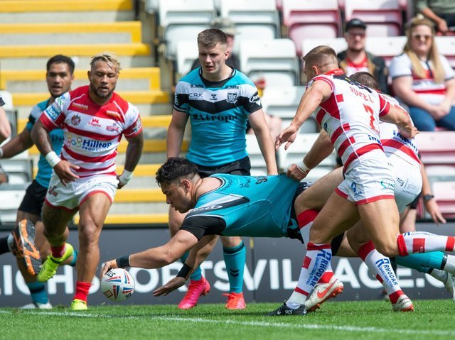 Andre Savelio scores for Hull in his win at Leigh last month.  Sunday's rematch was postponed.  Photograph by Bruce Rollinson.