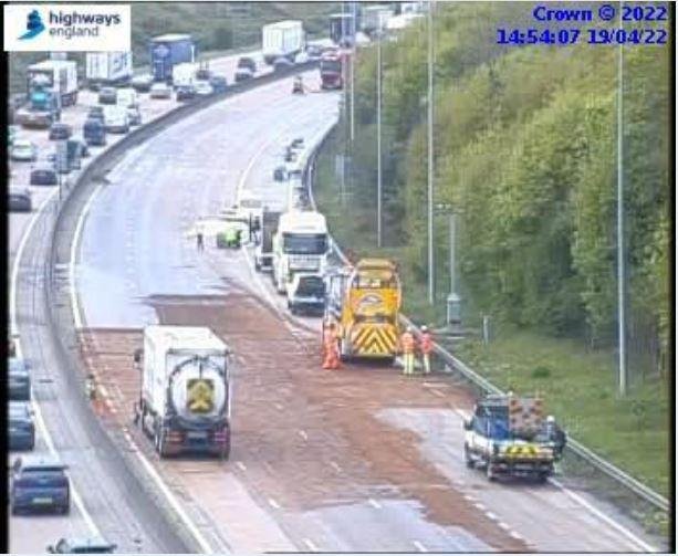 Times Series: Tuesday scene of the spill on the M25.  Credit: National Roads