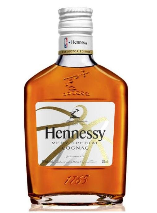 Times Series: Hennessy's VS Spirit of the NBA Collector's Edition 2021 20CL.  Credit: The Bottle Club