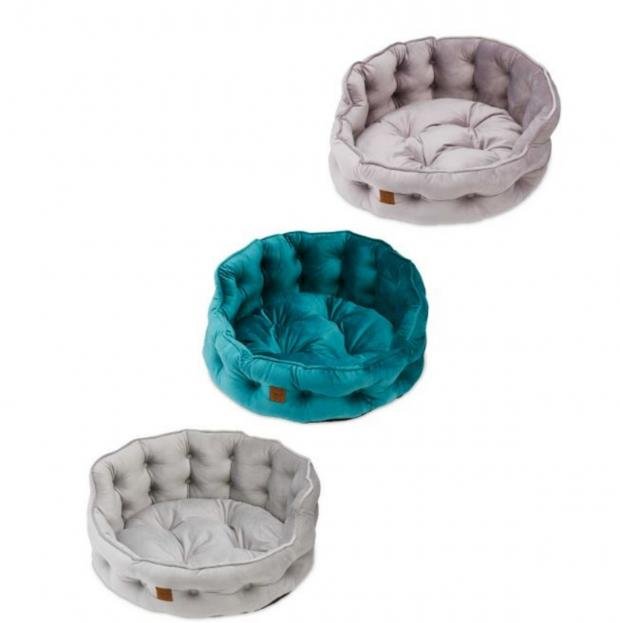 Times Series: Medium Luxury Velvet Pet Beds (Aldi)