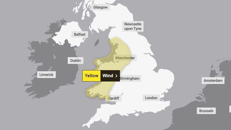 A weather warning for wind will remain in place across much of Wales into the small hours of Thursday morning